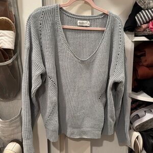 Scoop neck Abercrombie and Fitch sweater
